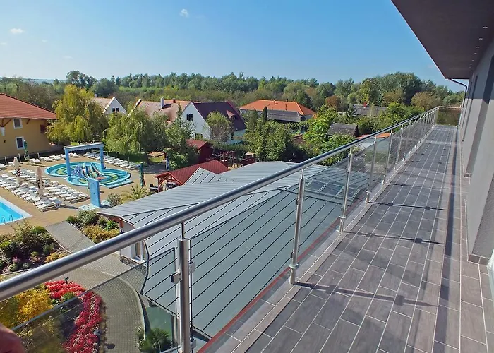 卡塔琳保健酒店 4* 根尼斯迪亚斯