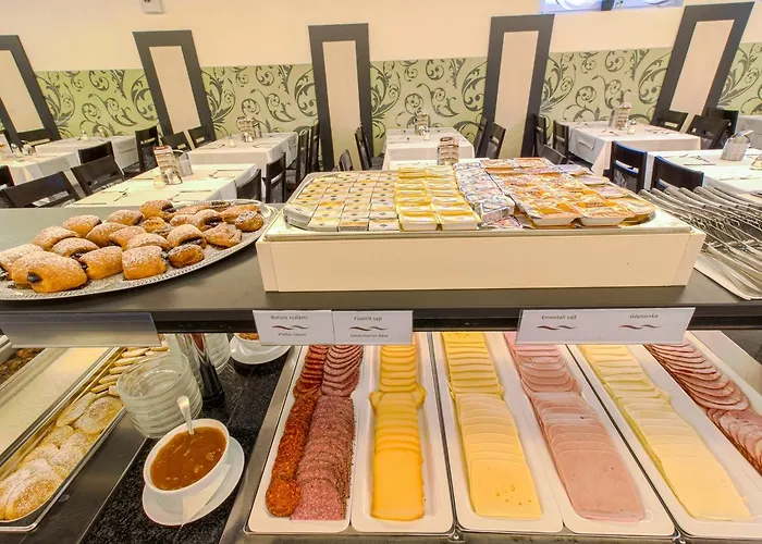 卡塔琳保健酒店